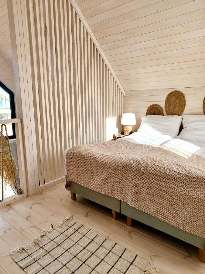 Lulu Holiday Resort Domki Z Podgrzewanym Basenem Mielno  Exteriör bild