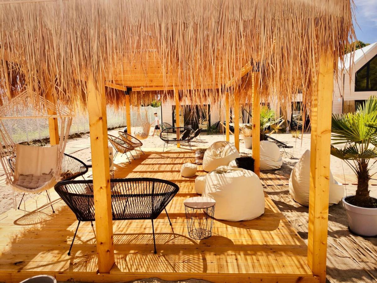 Lulu Holiday Resort Domki Z Podgrzewanym Basenem Mielno  Exteriör bild